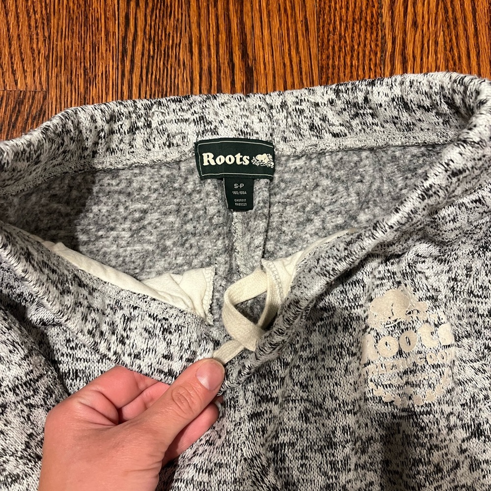 Female Fleece Roots Sweatpants - Picture 2 of 2